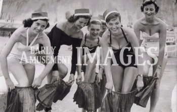 media-image-063-bathing-beauties-at-margate-lido-kent-1962-rp
